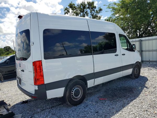 2025 MERCEDES-BENZ SPRINTER