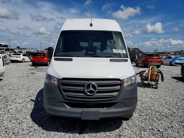 2025 MERCEDES-BENZ SPRINTER