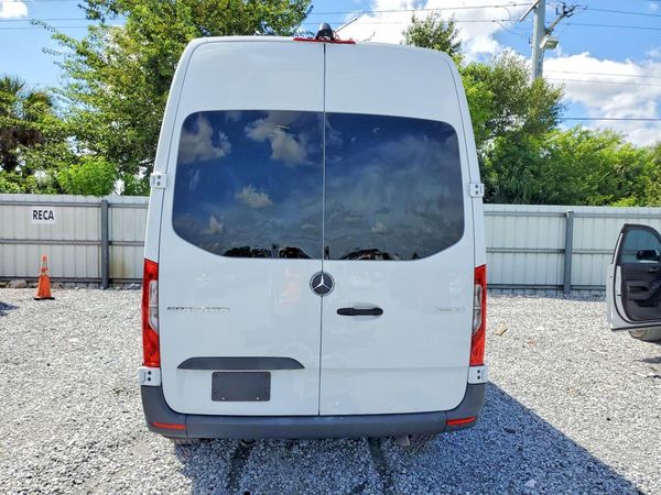 2025 MERCEDES-BENZ SPRINTER