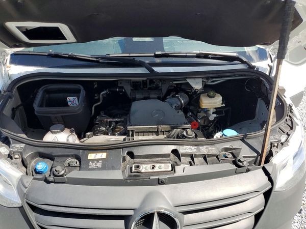 2025 MERCEDES-BENZ SPRINTER