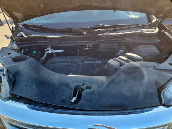 2019 HONDA PILOT EX — Engine bay