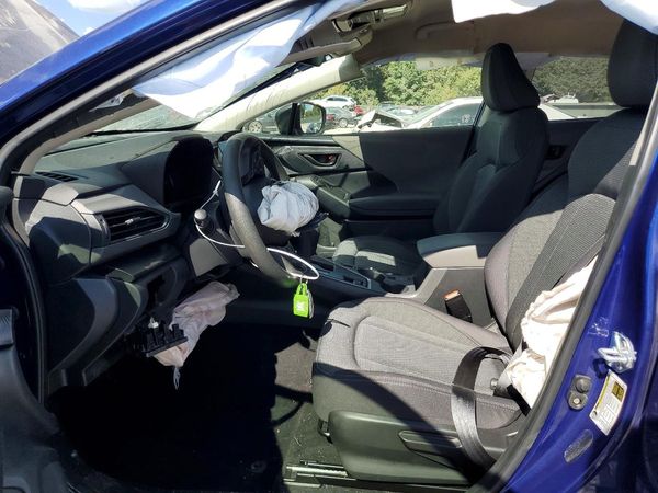 2024 SUBARU CROSSTREK Premium — DENT