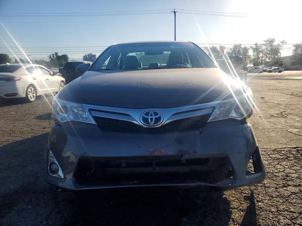 2014 TOYOTA CAMRY SOLA Hybrid