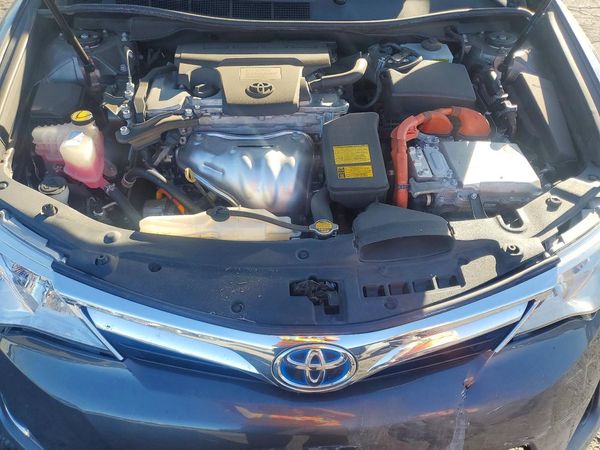 2014 TOYOTA CAMRY SOLA Hybrid