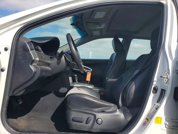 2012 TOYOTA CAMRY — DENT