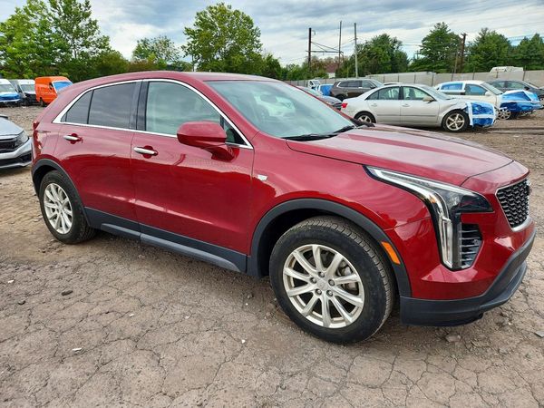 2019 CADILLAC XT4 Luxury