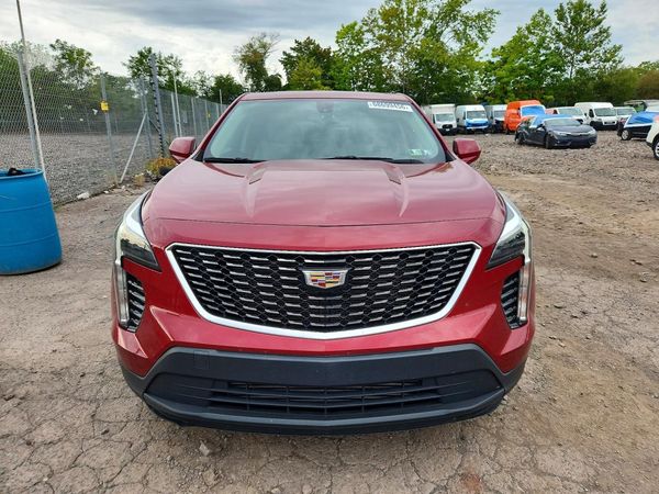 2019 CADILLAC XT4 Luxury