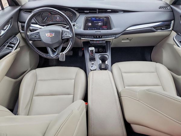 2019 CADILLAC XT4 Luxury
