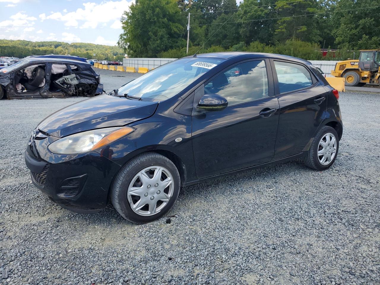 2014 MAZDA MAZDA2 Sport/GX