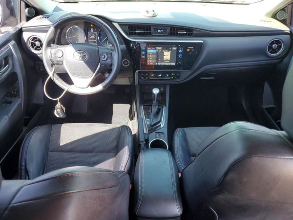 2017 TOYOTA COROLLA