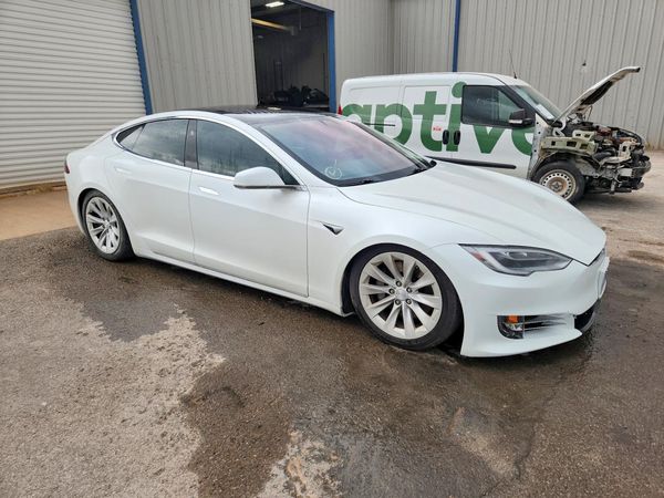 2017 TESLA MODEL S — Passenger 3/4