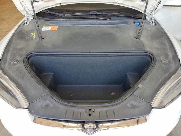2017 TESLA MODEL S — Engine bay