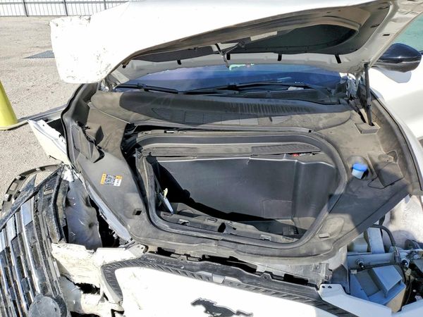 2022 FORD MUSTANG California Route 1 — Engine bay