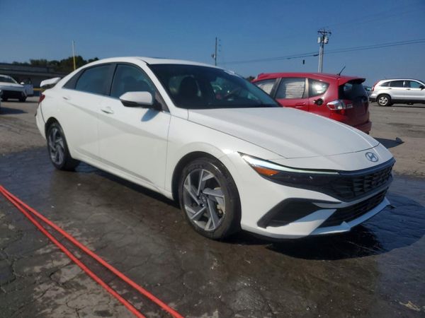 2025 HYUNDAI ELANTRA — Passenger 3/4