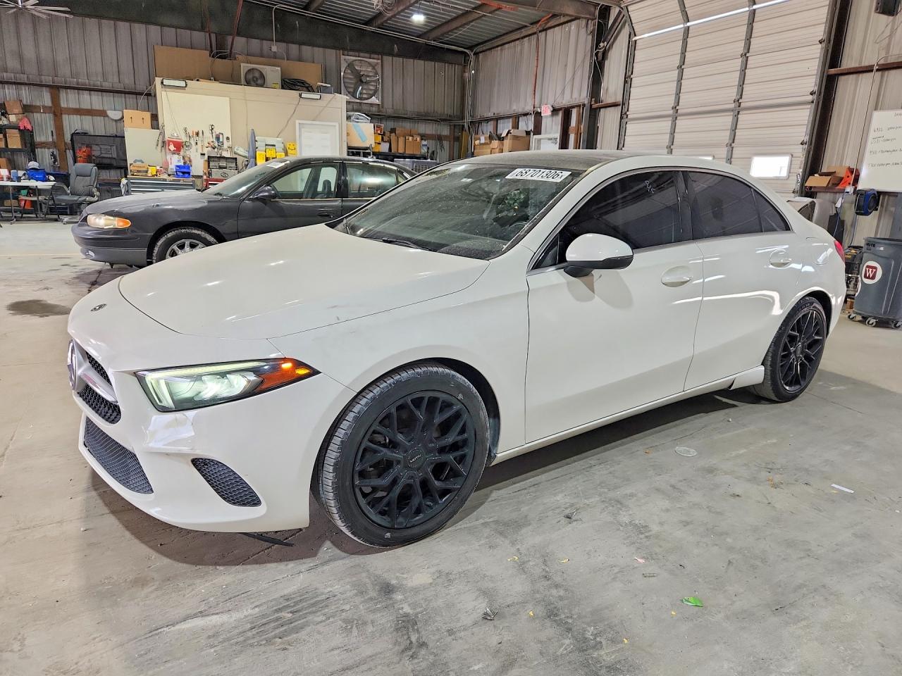 2021 MERCEDES-BENZ A A220