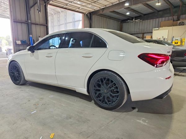 2021 MERCEDES-BENZ A A220