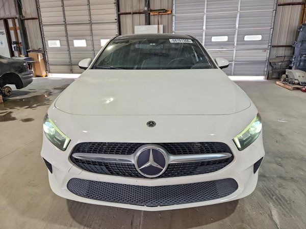 2021 MERCEDES-BENZ A A220