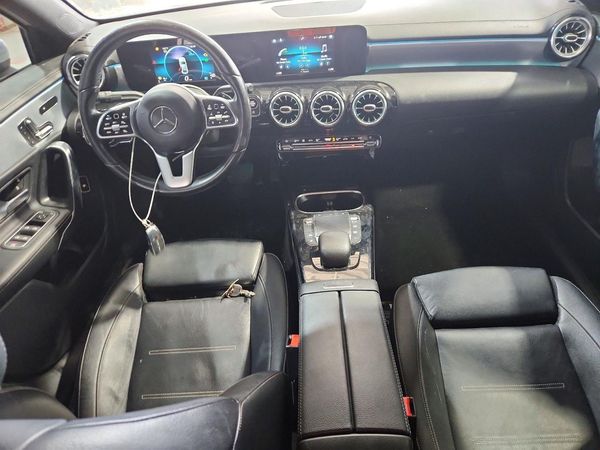 2021 MERCEDES-BENZ A A220