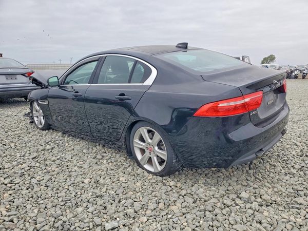 2017 JAGUAR XE Prestige — DSRA