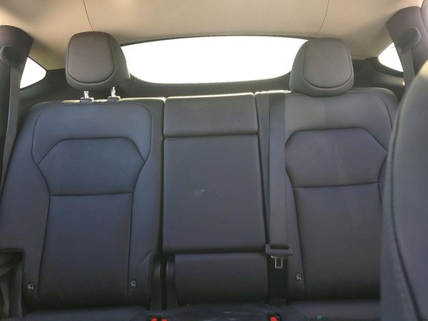2026 TESLA MODEL Y — SUVN