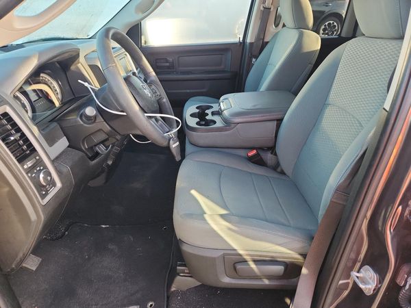 2019 RAM 1500 CLASSIC — DENT