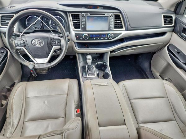 2015 TOYOTA HIGHLANDER — CKPT