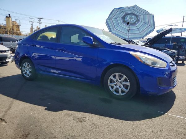 2013 HYUNDAI ACCENT GLS, GS