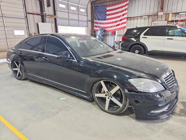 2013 MERCEDES-BENZ S S550