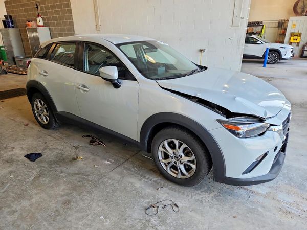2016 MAZDA CX-3 — Passenger 3/4