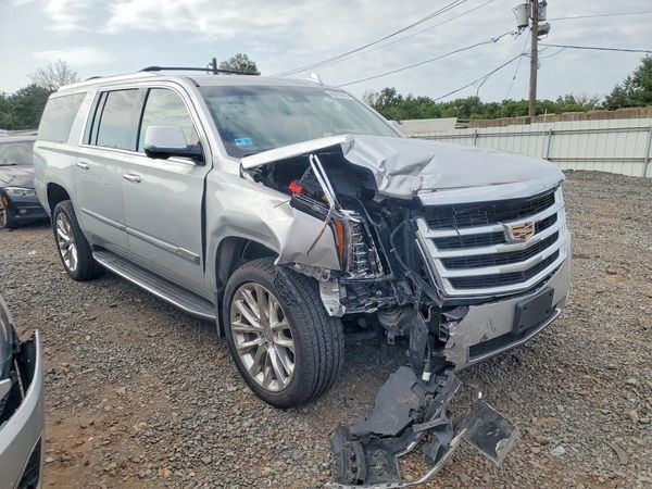 2019 CADILLAC ESCALADE — Passenger 3/4