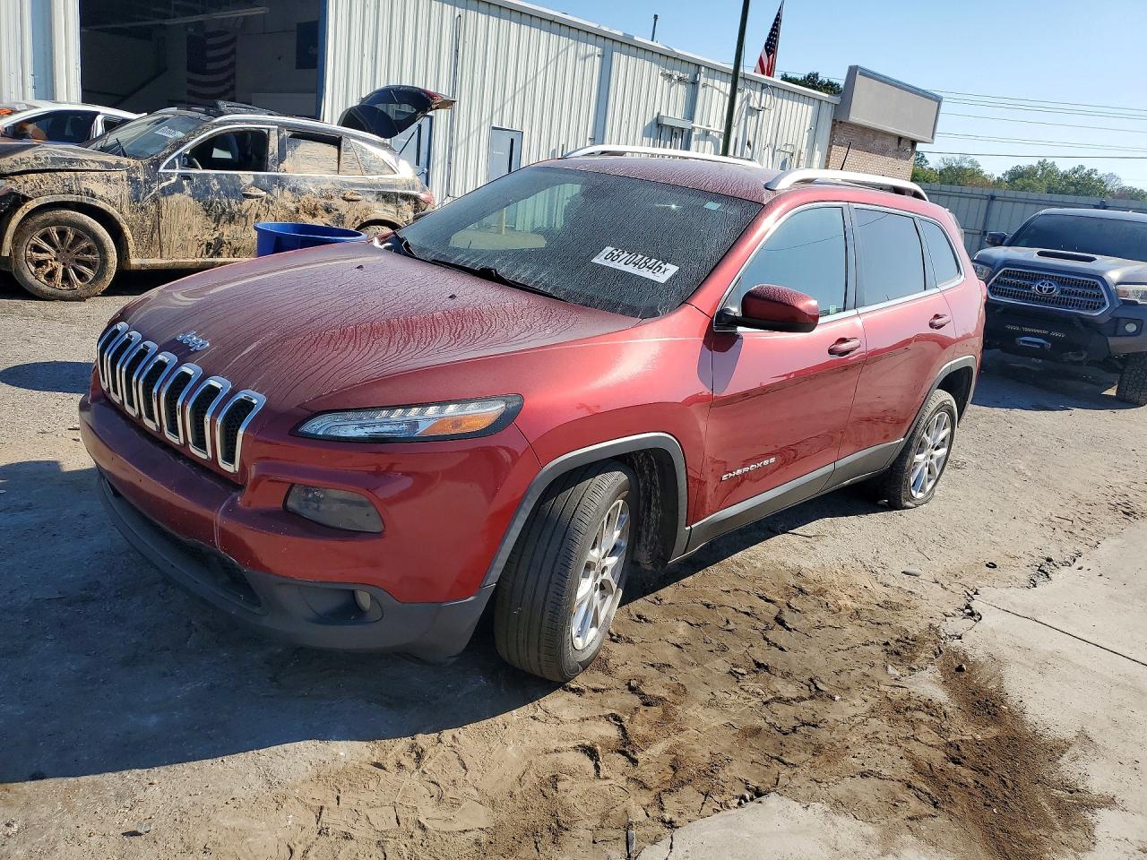 2017 JEEP CHEROKEE — Front 3/4