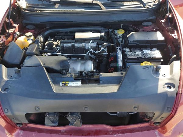 2017 JEEP CHEROKEE — Engine bay
