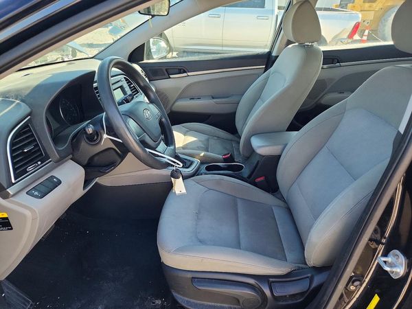 2017 HYUNDAI ELANTRA SE Base