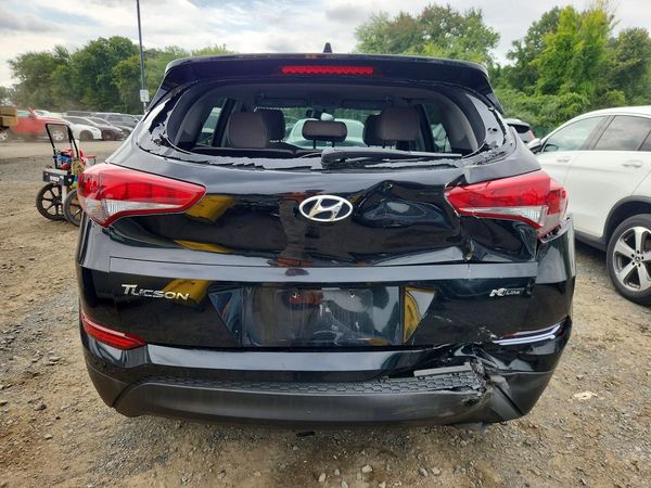 2018 HYUNDAI TUCSON