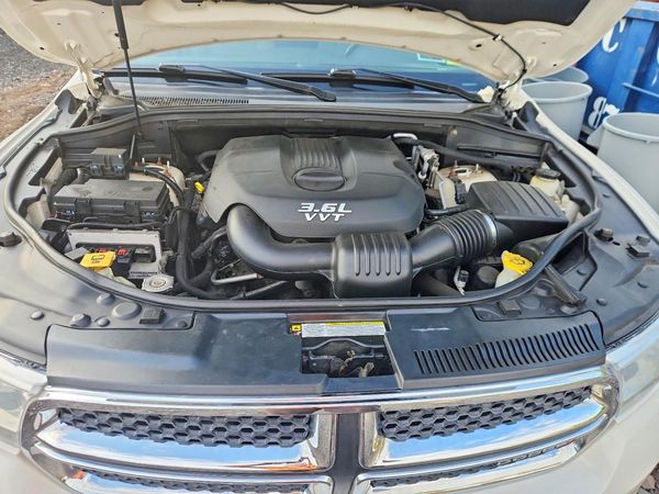 2012 DODGE DURANGO Crew — Engine bay