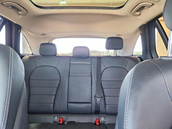 2016 MERCEDES-BENZ GLC GLC300 — SUVN