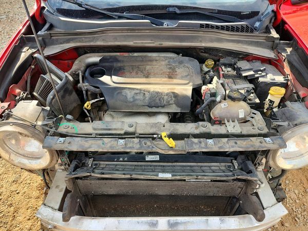 2017 JEEP RENEGADE — Engine bay