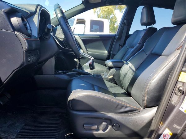 2016 TOYOTA RAV4 SE (S Grade) — DENT