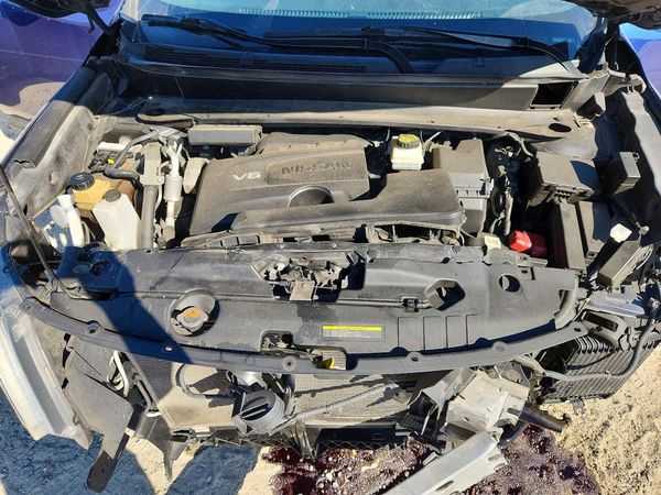 2019 NISSAN PATHFINDER — Engine bay