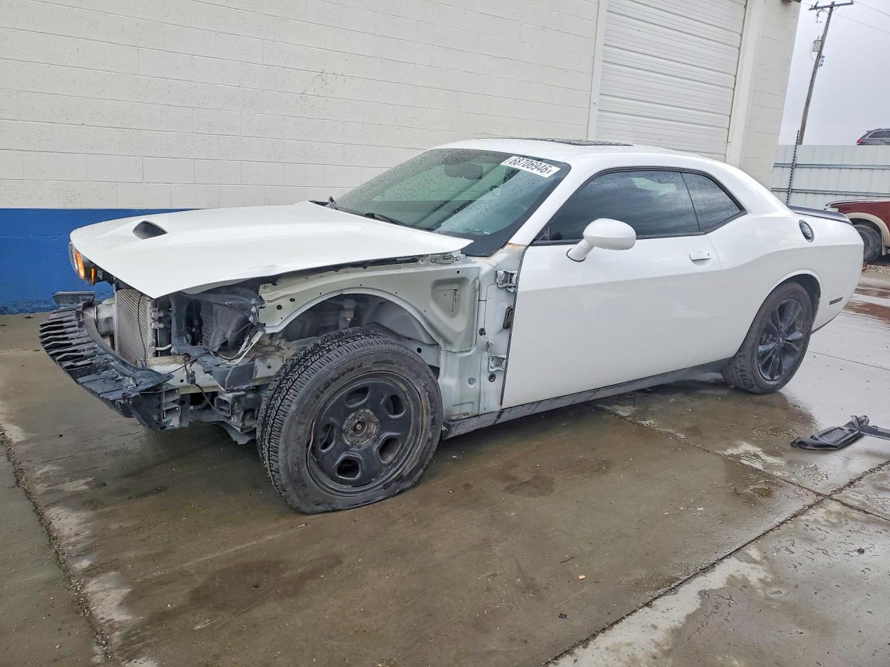 2020 DODGE CHALLENGER GT — Front 3/4