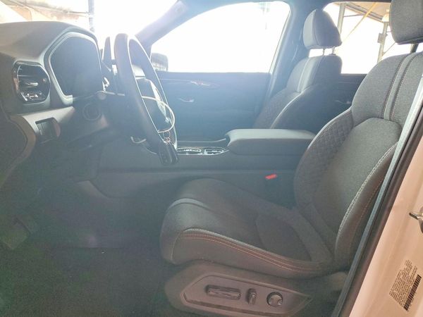 2025 HONDA PILOT — DENT