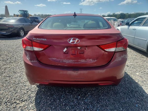 2013 HYUNDAI ELANTRA — DIRR