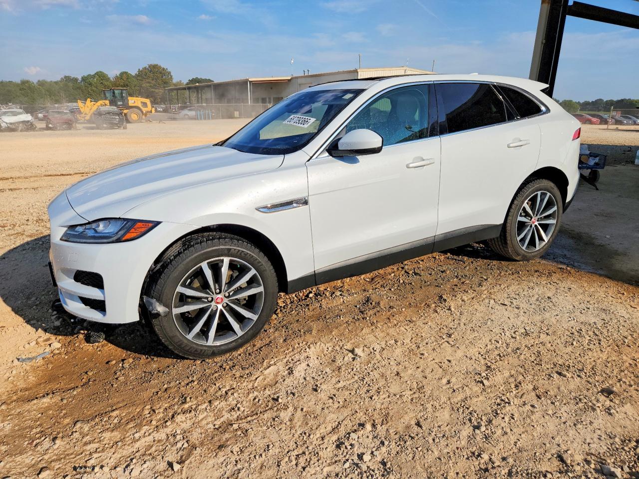 2017 JAGUAR F-PACE — Front 3/4