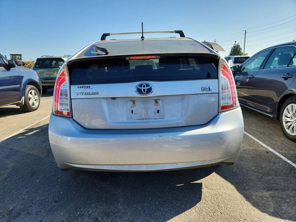 2015 TOYOTA PRIUS