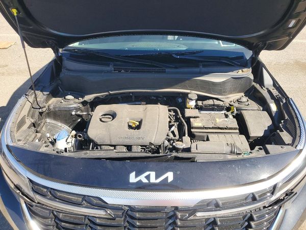 2025 KIA SELTOS EX — Engine bay