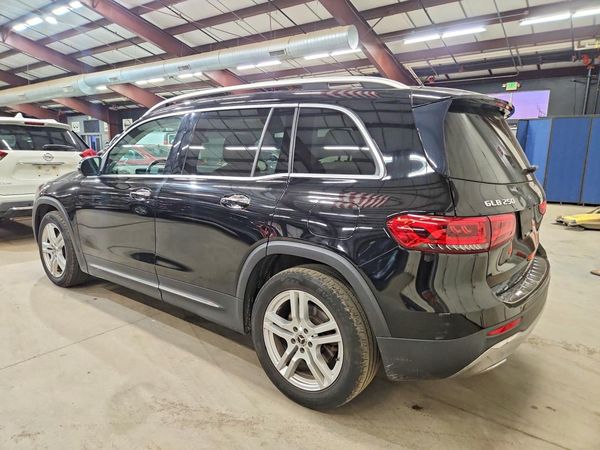 2020 MERCEDES-BENZ GLB GLB250-4M