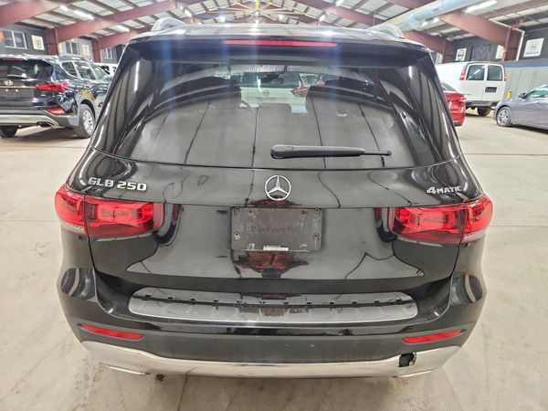 2020 MERCEDES-BENZ GLB GLB250-4M