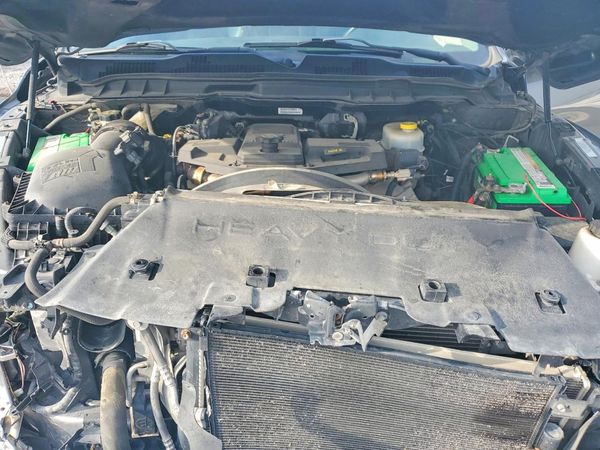 2013 RAM 2500 — Engine bay