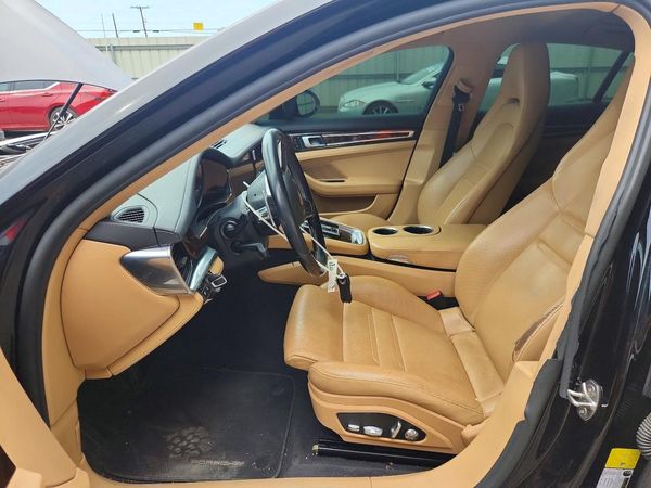2017 PORSCHE PANAMERA Base (2WD), 4 (4WD) — DENT
