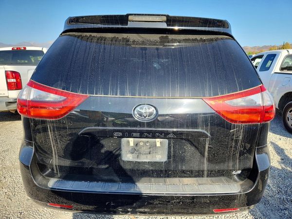 2020 TOYOTA SIENNA E grade — DIRR